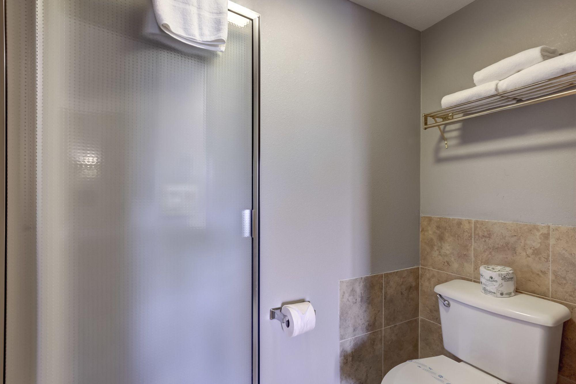Days Inn By Wyndham Portland East Dış mekan fotoğraf